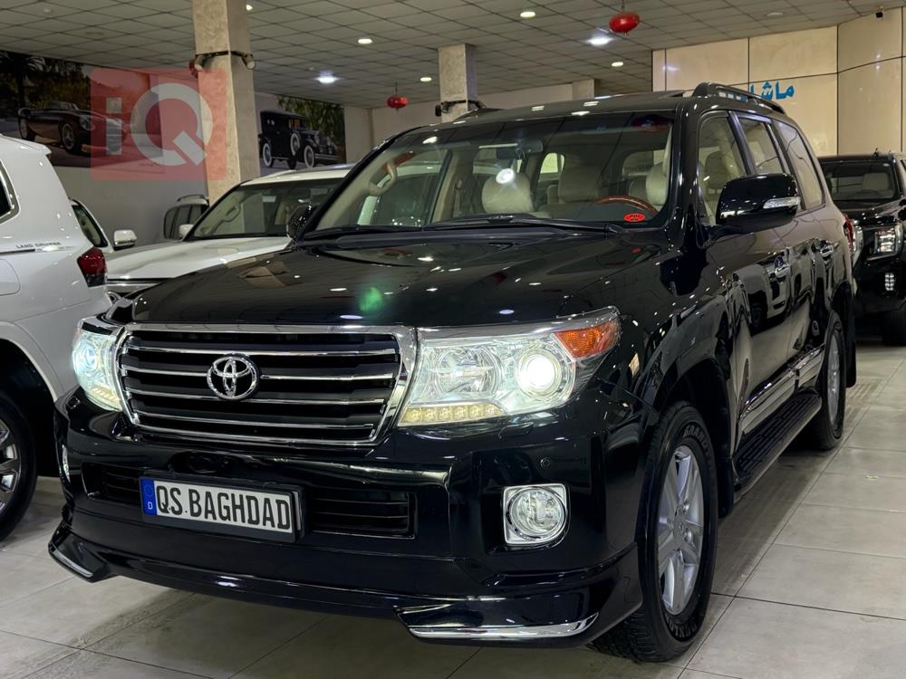 تويوتا لاندكروزر